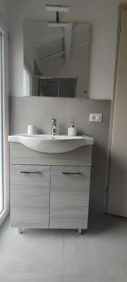 A Casa Di Leo Apartamento Ravena 0*,  Itália